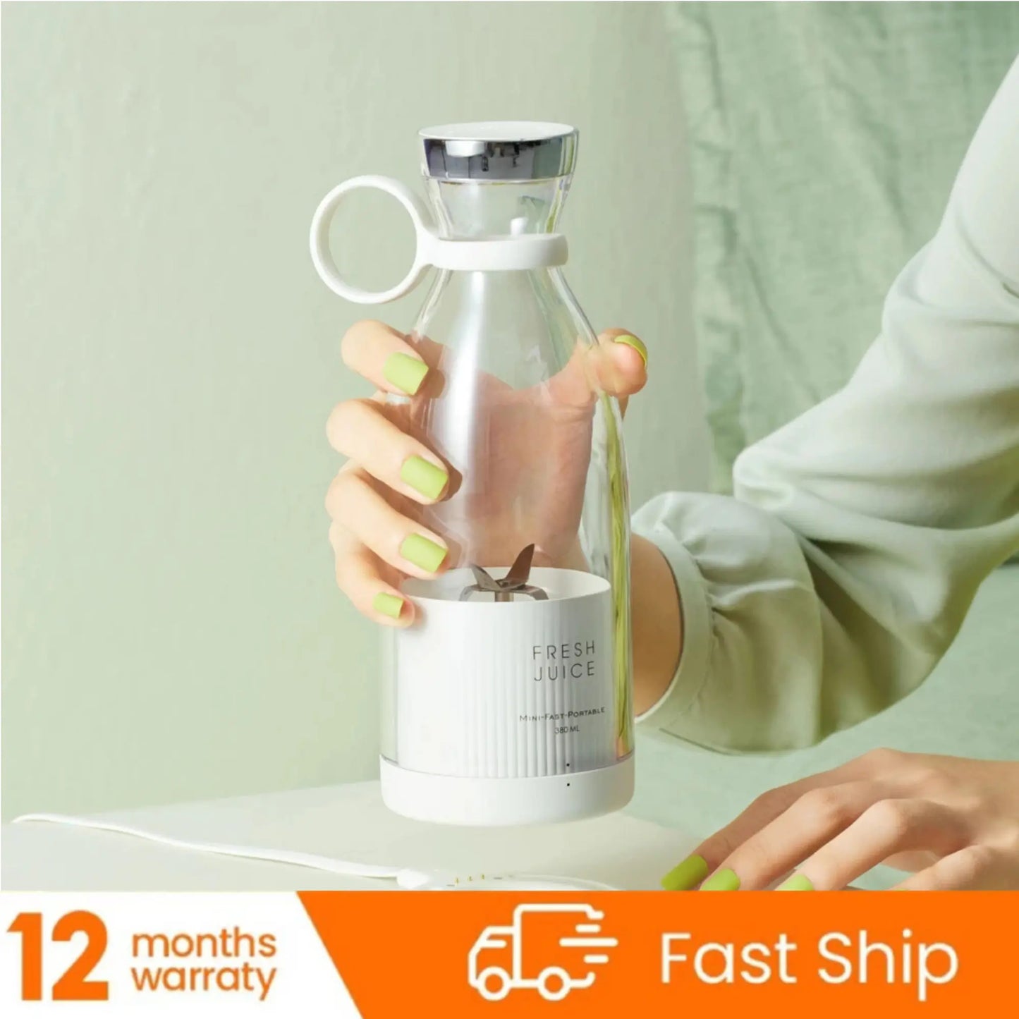 Compact Juice & Smoothie Blender – Portable USB Rechargeable Mixer