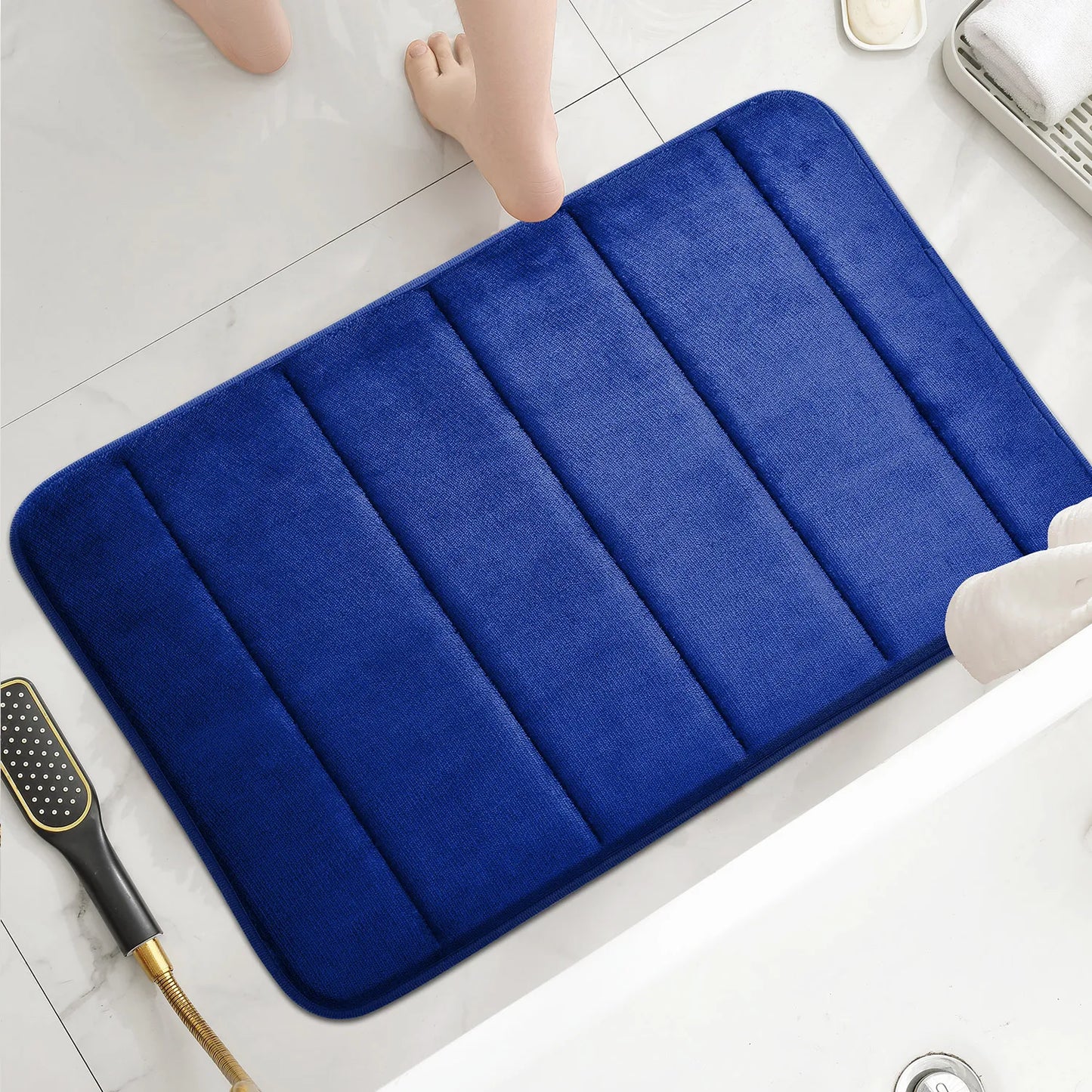 Ultra Soft Bathroom Mat – Quick Water Absorption & Anti-Slip